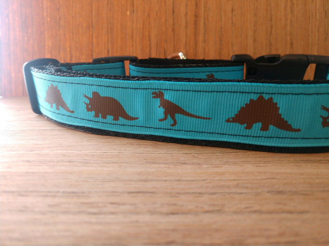 Leash/ Large/  Blue Dinosaur